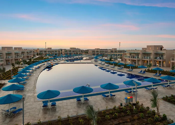 Pickalbatros Sea World - Marsa Alam- "aqua Park" 5* El Qoseir
