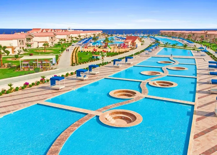 Pickalbatros Sea World - Marsa Alam- "aqua Park" 5* El Qoseir
