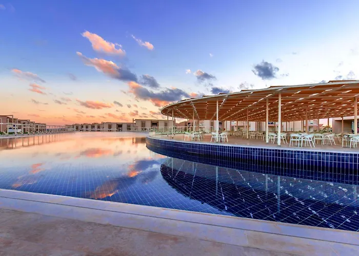 Pickalbatros Sea World - Marsa Alam- "aqua Park" 5* El Qoseir