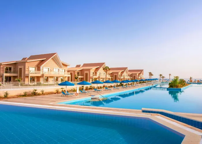 Pickalbatros Sea World - Marsa Alam- "aqua Park" Resort 5*